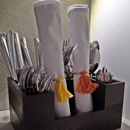 Apartment The Deluxe: Ski-to-market Luxury With Garden