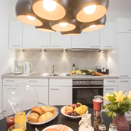 The Deluxe: Ski-to-market Luxury With Garden Apartment