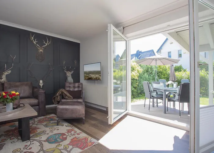 The Deluxe: Ski-to-market Luxury With Garden * Winterberg