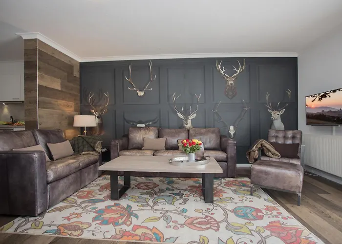 The Deluxe: Ski-to-market Luxury With Garden *